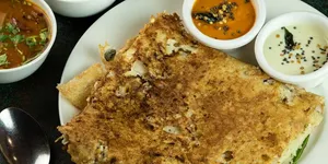 Onion Rava Masala Dosa