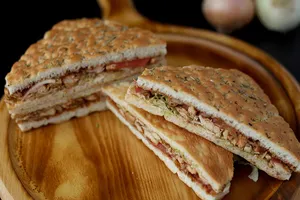Bbq Chicken Sandwich (2slice)