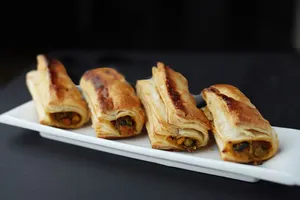 Vegetable Puff 1 Pc