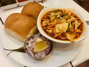 Misal Pav
