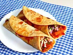 Vegetable Schezwan Roll