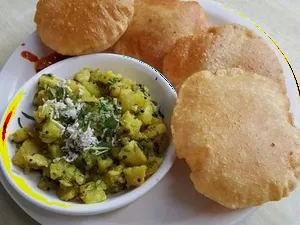 Mumbai Sookha Bhaji Puri 4 with Chaas