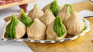 Kaju Pista Modak 250 Grams