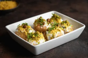 Dahi Batata Puri