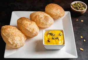 Shreekhand Puri (4 Puris)
