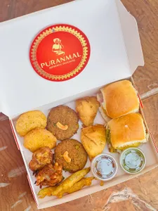 Snack Box.