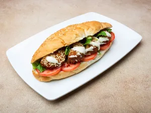 Falafel Sandwich / ساندوتش فلافل
