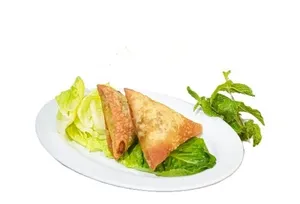 4 Pcs Meat Samosa / 4 حبة سمبوسة لحم